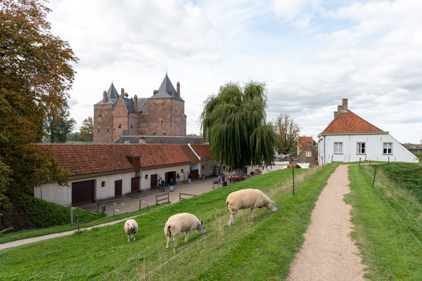 Slot Loevestein Slot Loevestein