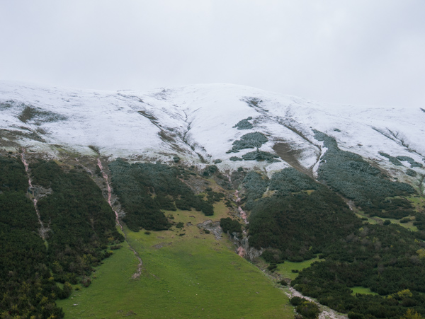 Hahntennjoch Passstraße, Tirol, Oostenrijk Hahntennjoch Passstraße, Tirol, Oostenrijk