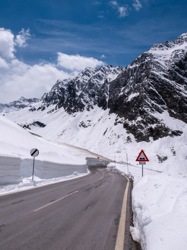 Timmelsjoch, Hochalpenstraße, Tirol, Oostenrijk Timmelsjoch, Hochalpenstraße, Tirol, Oostenrijk