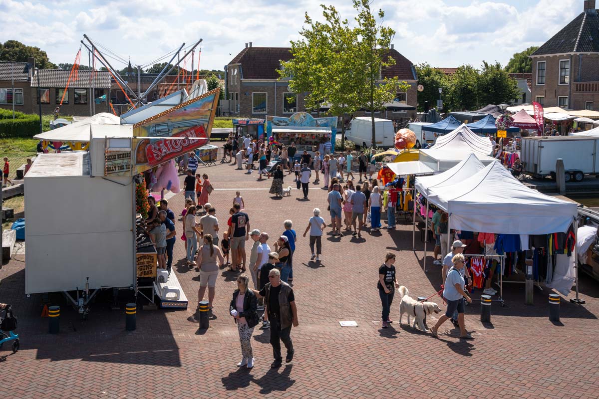 Colijnsplaatse Dagen: wanneer een rustig Zeeuws dorpje ontploft van gezelligheid