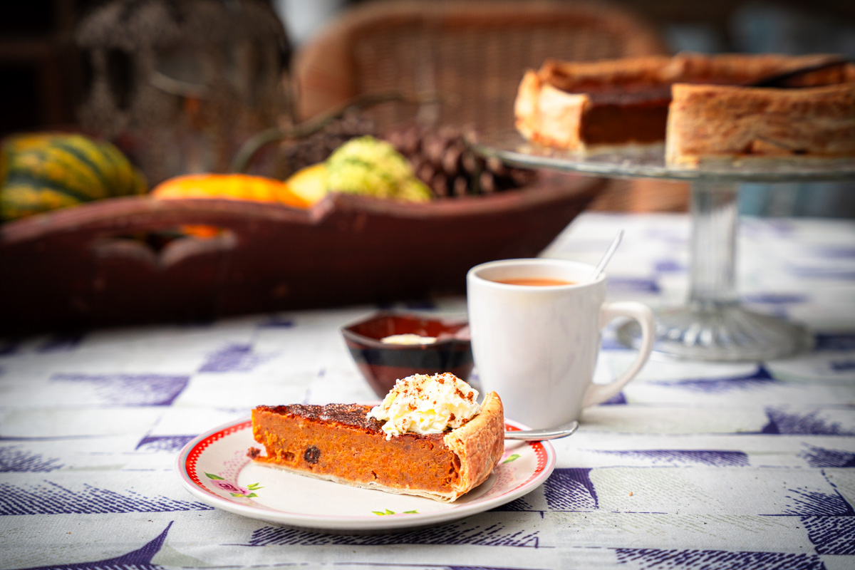 Pompoentaart (Pumpkin Pie): romige herfsttaart met speculaaskruiden