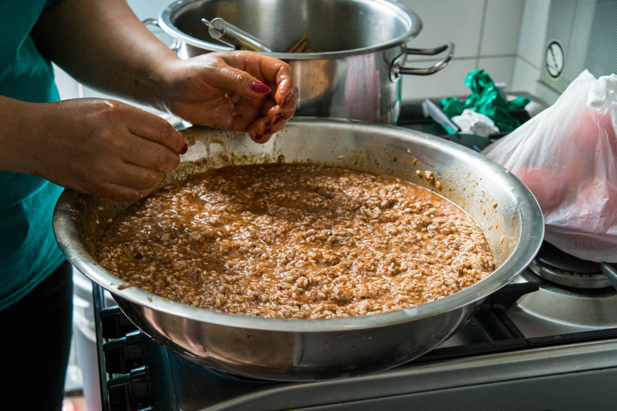 Gevulde druivenbladeren - dolma Gevulde druivenbladeren - dolma