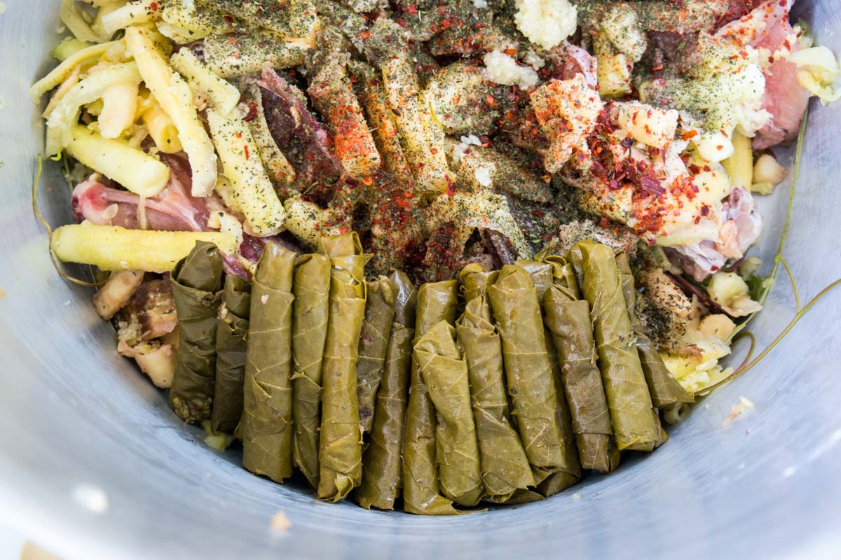 Gevulde druivenbladeren - dolma Gevulde druivenbladeren - dolma