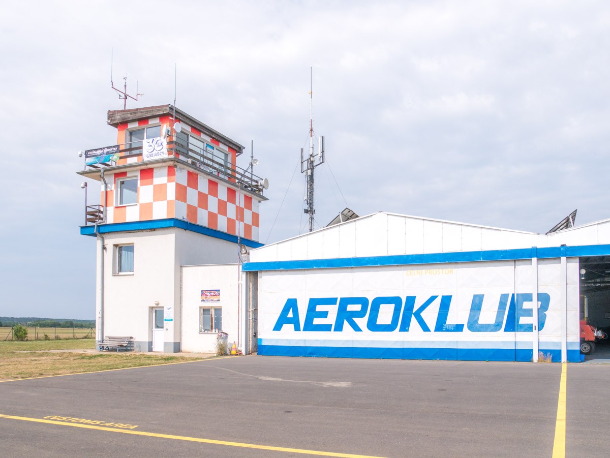 Tsjechië: kamp Aeroklub Roudnice nab Ladem